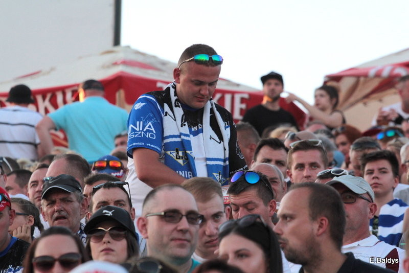 Kibicowali w upalną niedzielę (zdjęcia)