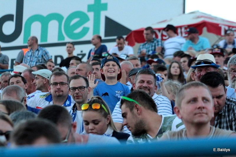 Kibicowali w upalną niedzielę (zdjęcia)