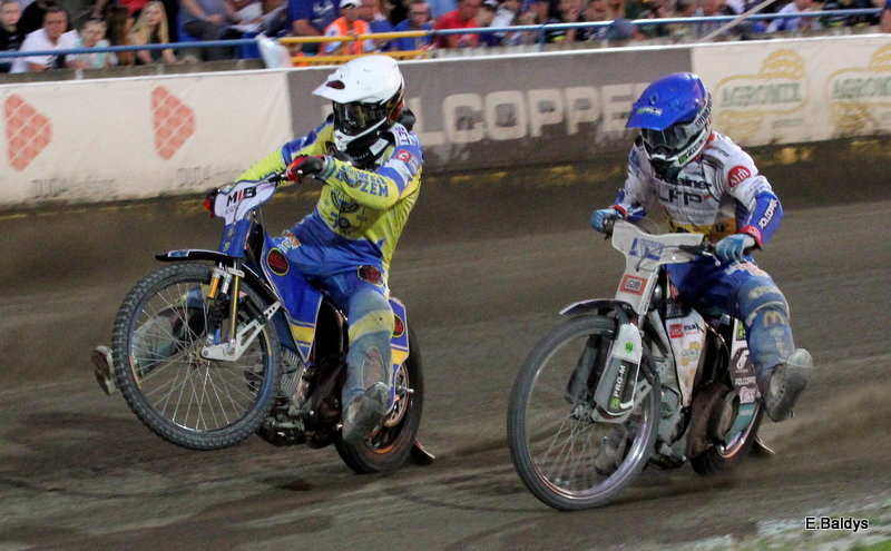 Twarda Stal w Lesznie (zdjęcia)