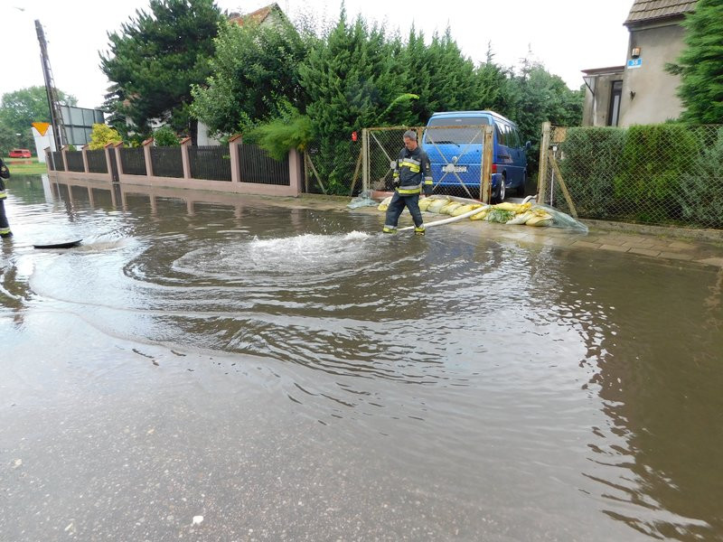 Ulica 17 Stycznia znów zalana! (zdjęcia)