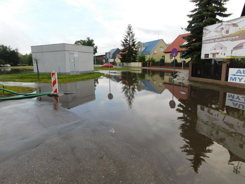 Ulica 17 Stycznia znów zalana! (zdjęcia)