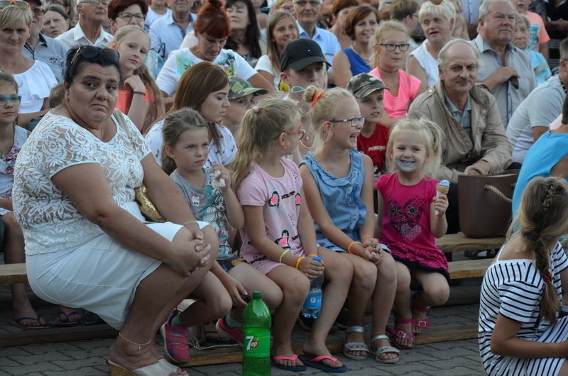 Tłumy na festynie jak co roku (zdjęcia)
