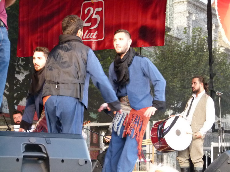 Światowy folklor na leszczyńskim rynku (zdjęcia)