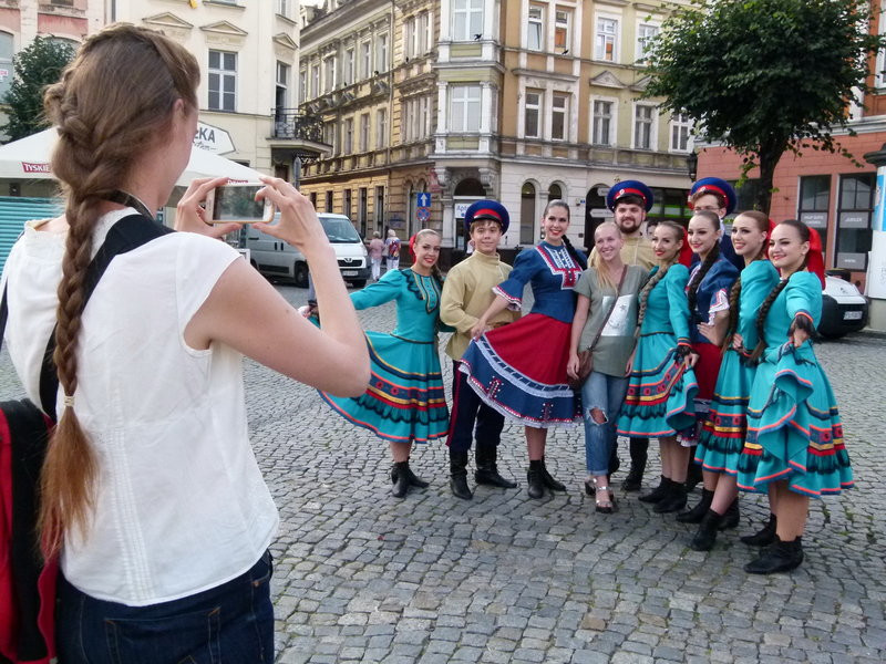 Światowy folklor na leszczyńskim rynku (zdjęcia)