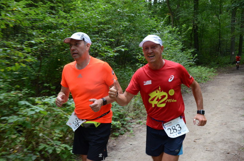 Maraton przy optymalnej pogodzie (zdjęcia)