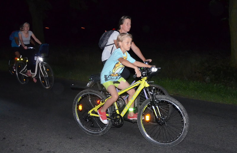 Nocą z Pawłowic do Osiecznej (zdjęcia)