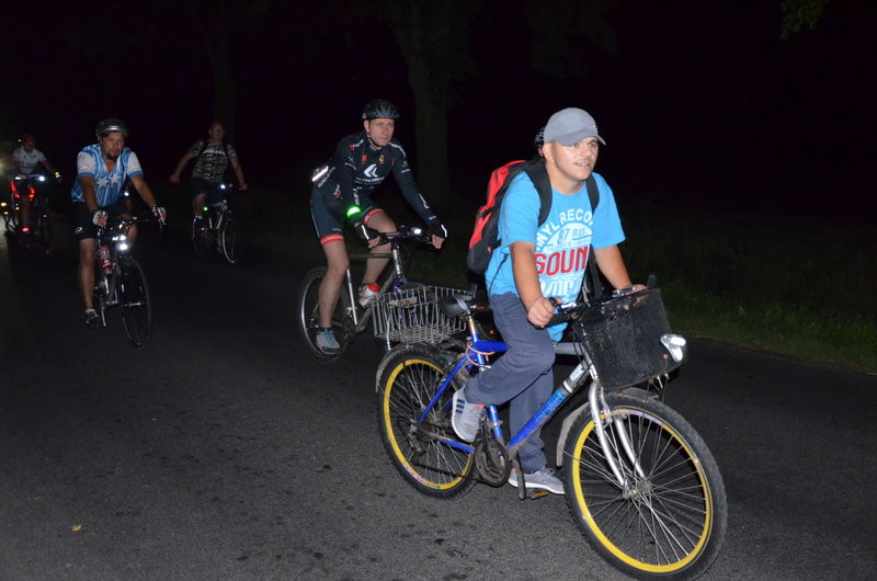 Nocą z Pawłowic do Osiecznej (zdjęcia)