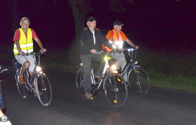 Nocą z Pawłowic do Osiecznej (zdjęcia)