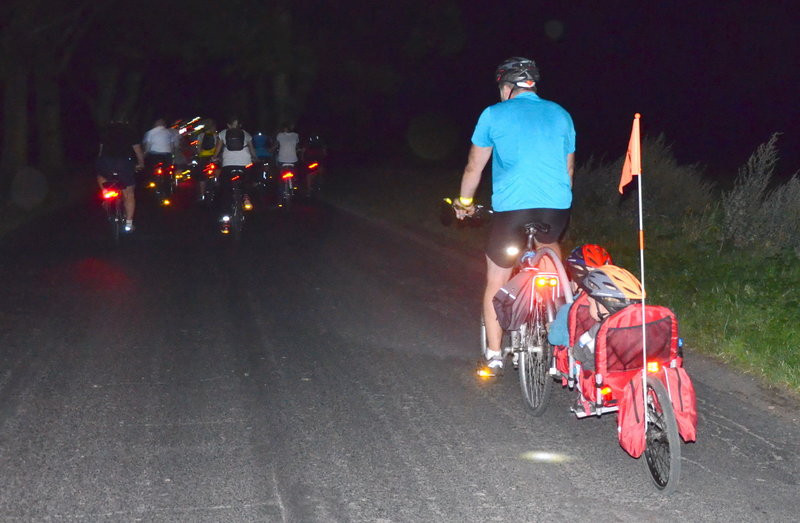 Nocą z Pawłowic do Osiecznej (zdjęcia)