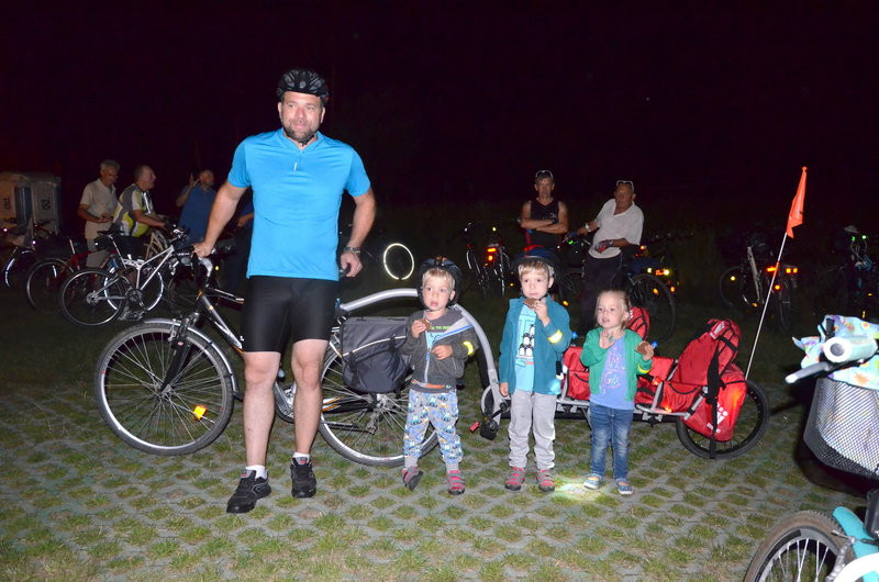 Nocą z Pawłowic do Osiecznej (zdjęcia)