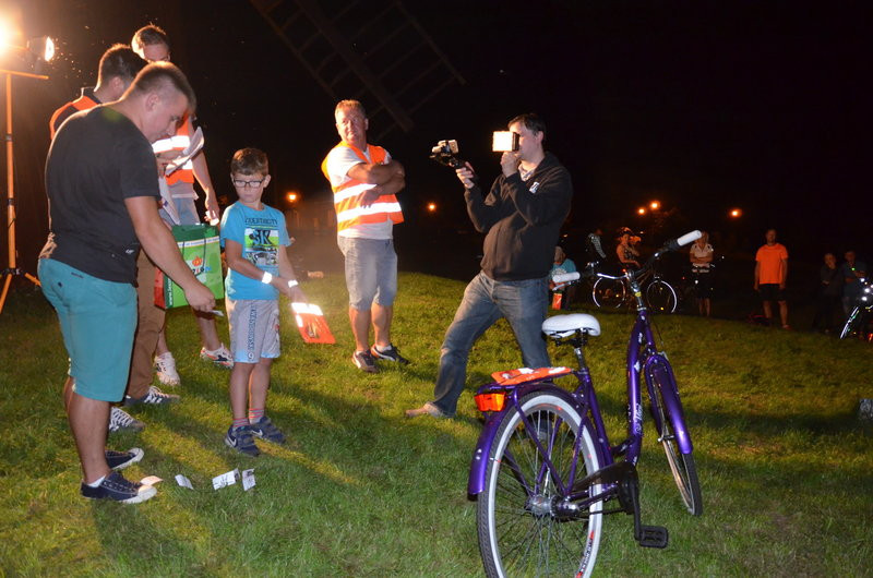 Nocą z Pawłowic do Osiecznej (zdjęcia)