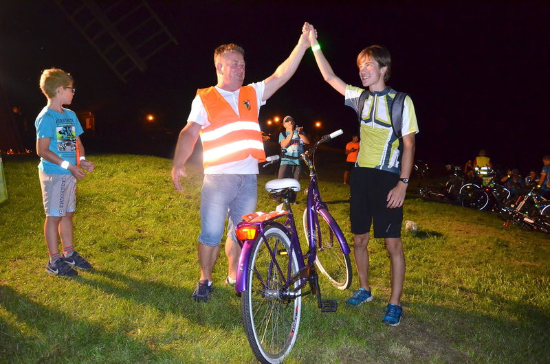 Nocą z Pawłowic do Osiecznej (zdjęcia)