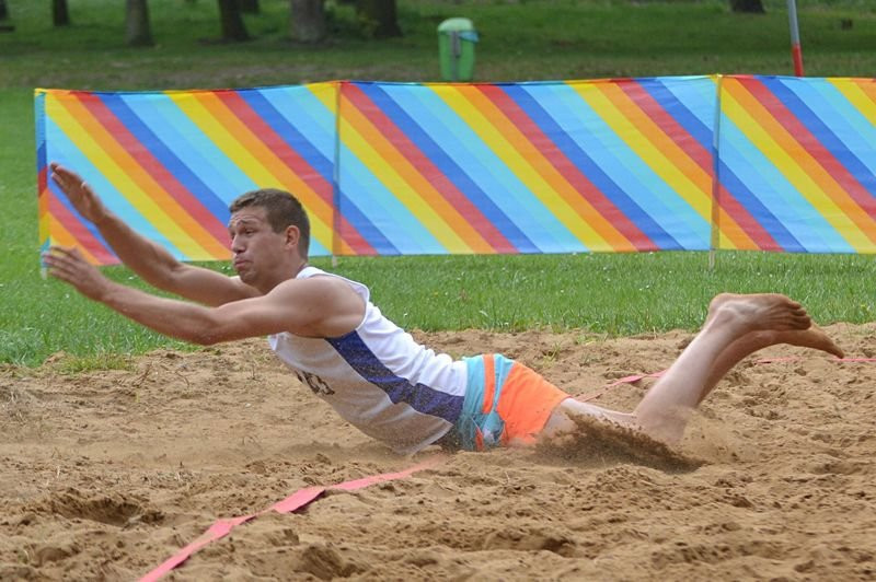 Turniej siatkówki plażowej w Górznie (zdjęcia)