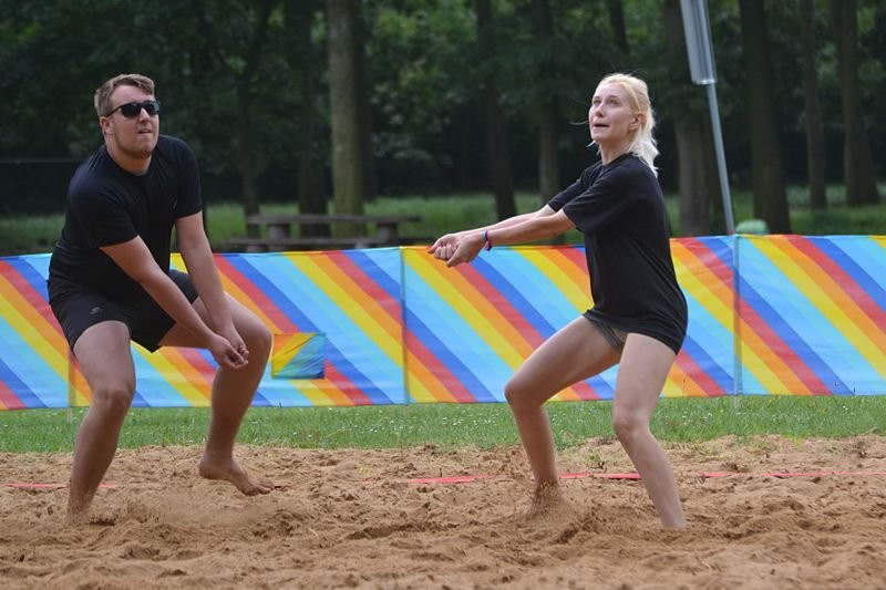 Turniej siatkówki plażowej w Górznie (zdjęcia)