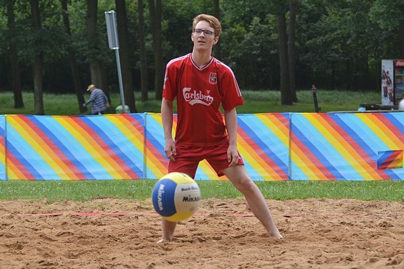 Turniej siatkówki plażowej w Górznie (zdjęcia)