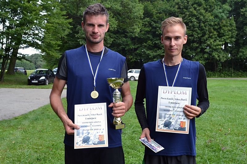 Turniej siatkówki plażowej w Górznie (zdjęcia)