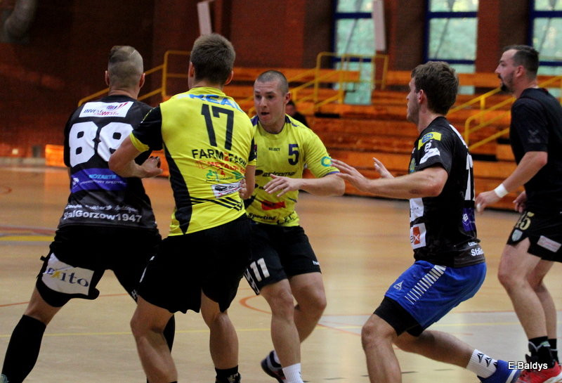 Twarda Stal (zdjęcia)