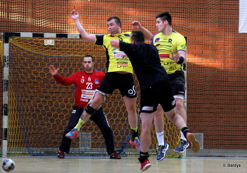 Twarda Stal (zdjęcia)