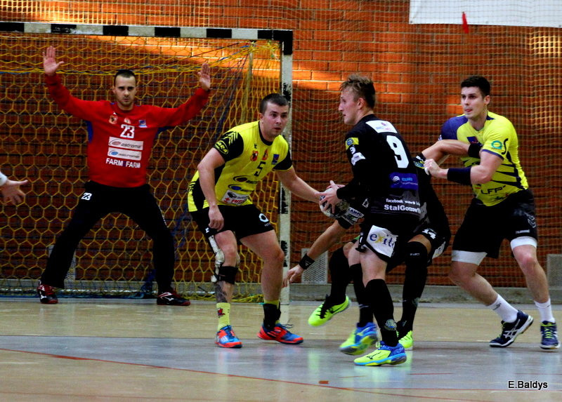 Twarda Stal (zdjęcia)