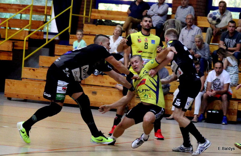 Twarda Stal (zdjęcia)