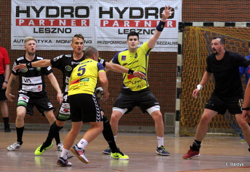 Twarda Stal (zdjęcia)