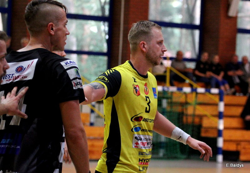 Twarda Stal (zdjęcia)