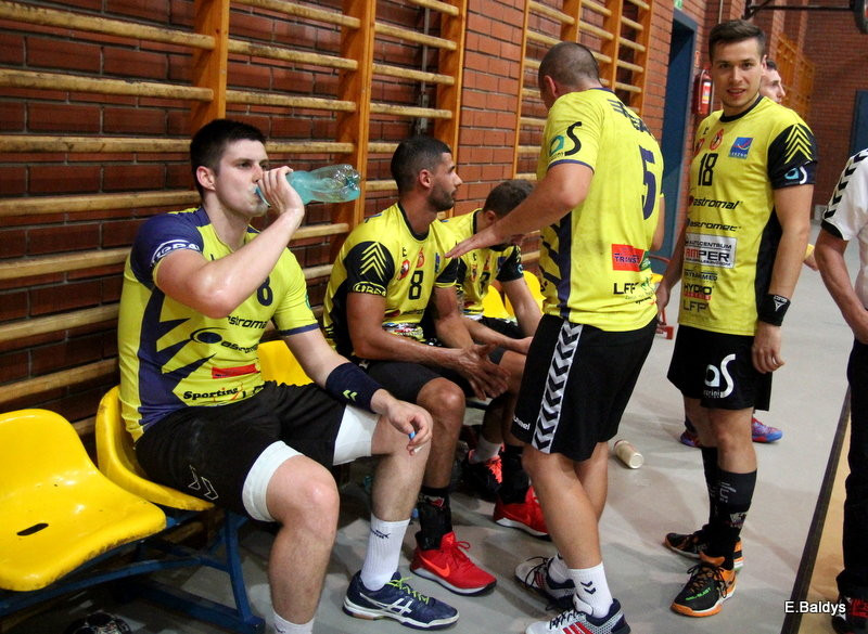 Twarda Stal (zdjęcia)