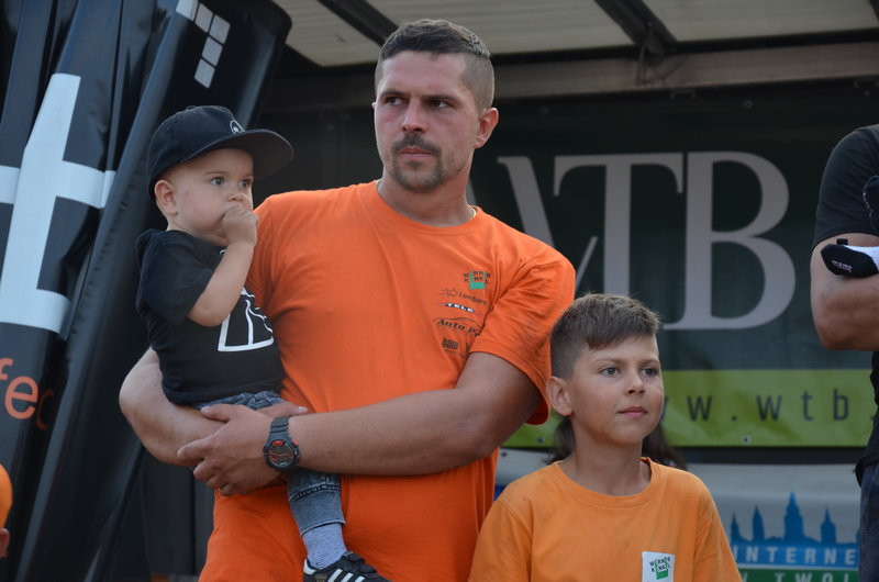 Ludzka solidarność ważniejsza od zwycięstwa (zdjęcia)