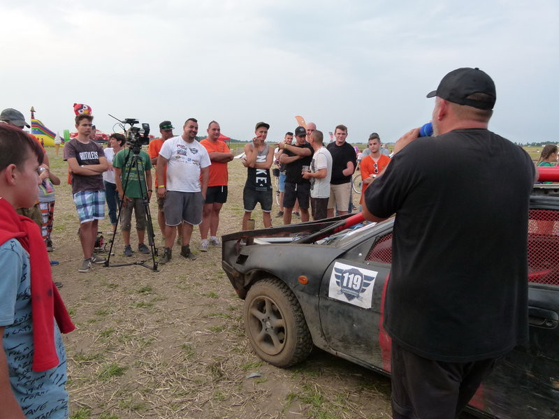 Ludzka solidarność ważniejsza od zwycięstwa (zdjęcia)