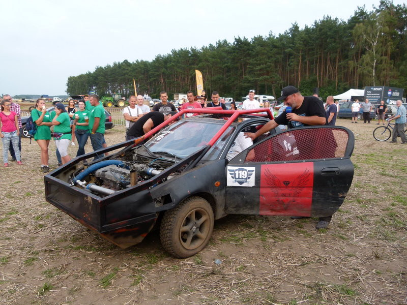 Ludzka solidarność ważniejsza od zwycięstwa (zdjęcia)