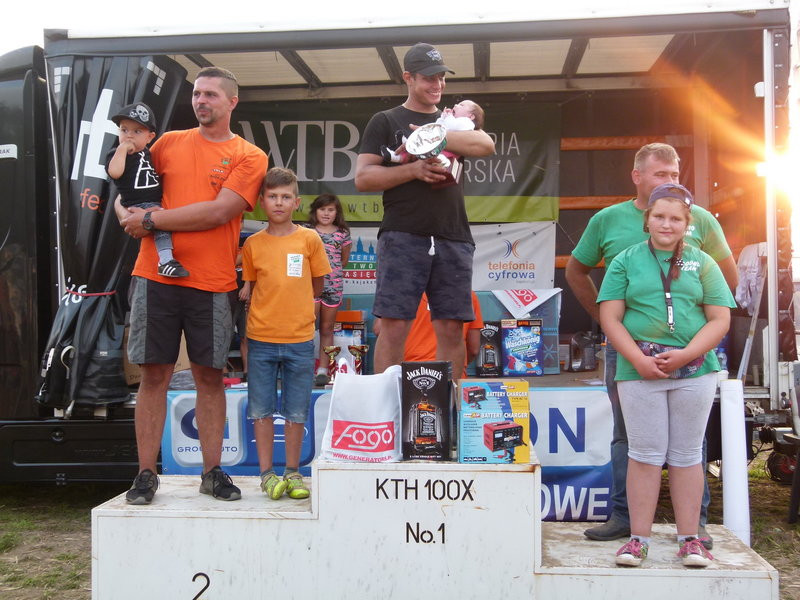 Ludzka solidarność ważniejsza od zwycięstwa (zdjęcia)