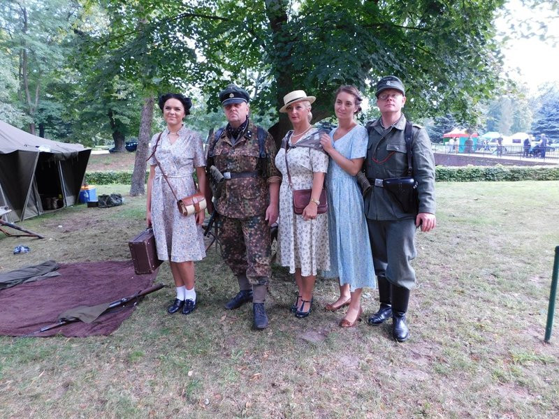 Piknik militarny przy Zamku (zdjęcia)