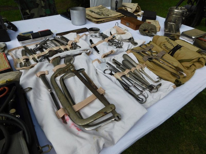 Piknik militarny przy Zamku (zdjęcia)