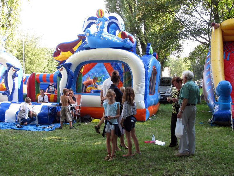 W niedzielę leszczynianie najedli się w parku (zdjęcia)