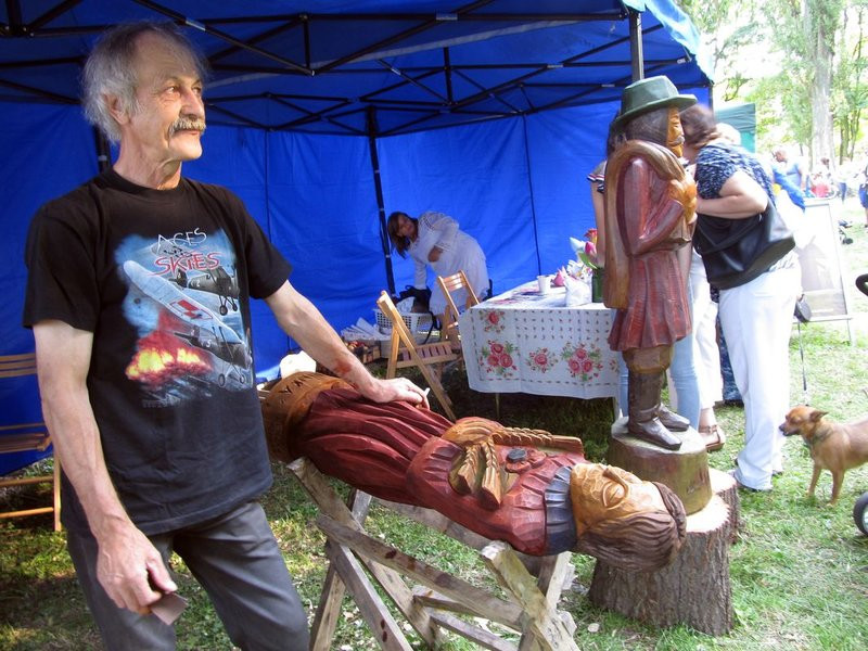 W niedzielę leszczynianie najedli się w parku (zdjęcia)