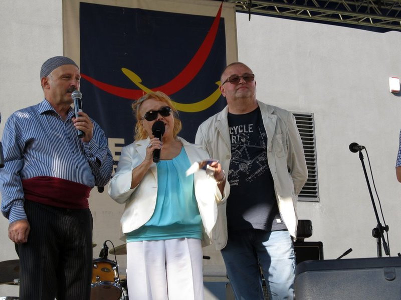 W niedzielę leszczynianie najedli się w parku (zdjęcia)