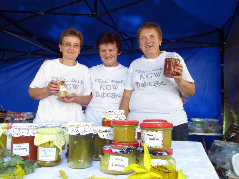 W niedzielę leszczynianie najedli się w parku (zdjęcia)