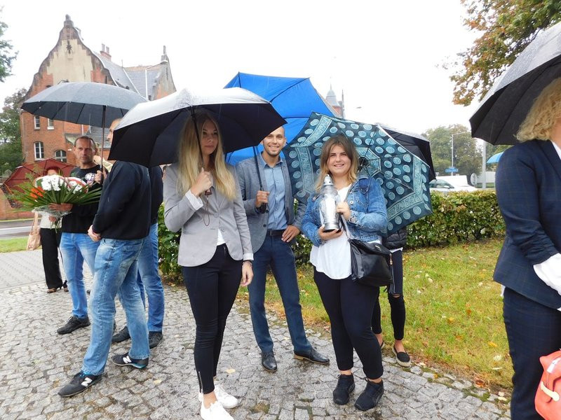 Polacy stanęli w obronie Ojczyzny (zdjęcia)