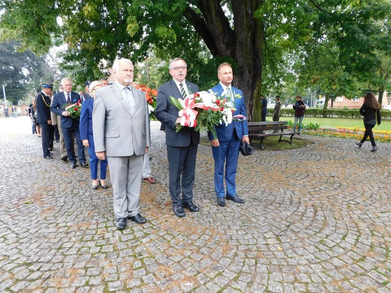 Polacy stanęli w obronie Ojczyzny (zdjęcia)