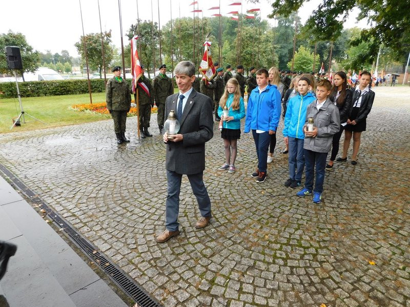 Polacy stanęli w obronie Ojczyzny (zdjęcia)