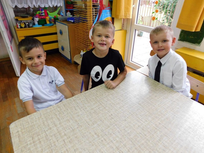 Przedszkolaki po wakacjach (zdjęcia)