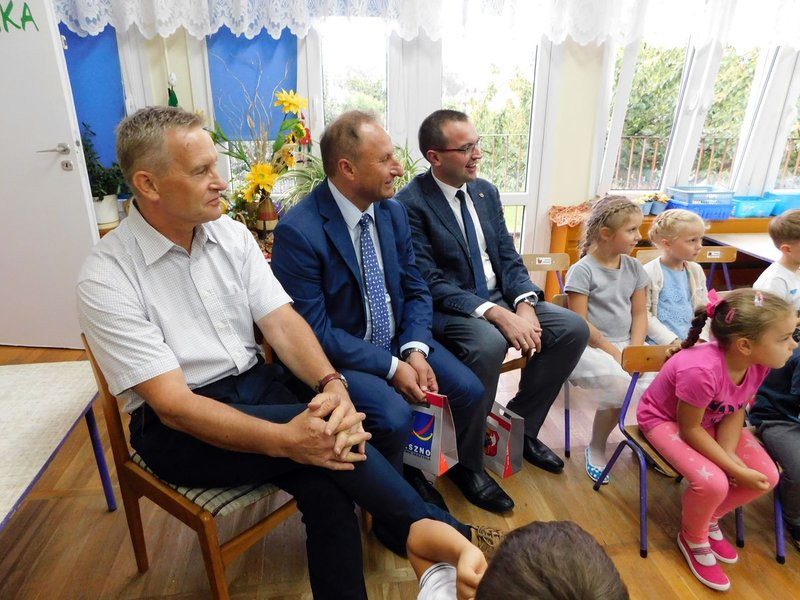 Przedszkolaki po wakacjach (zdjęcia)