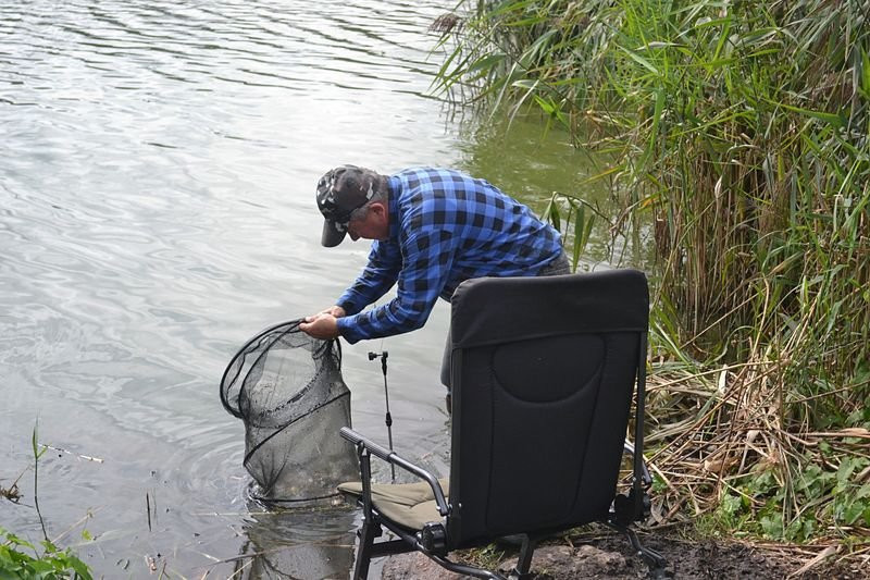 Kociugi wędkowały w Robczysku (zdjęcia)