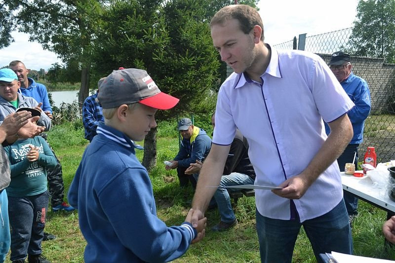 Kociugi wędkowały w Robczysku (zdjęcia)
