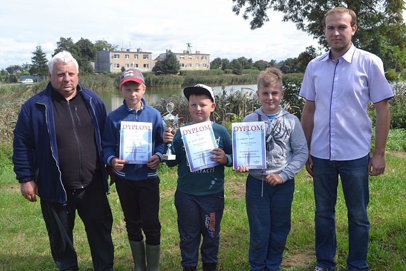 Kociugi wędkowały w Robczysku (zdjęcia)
