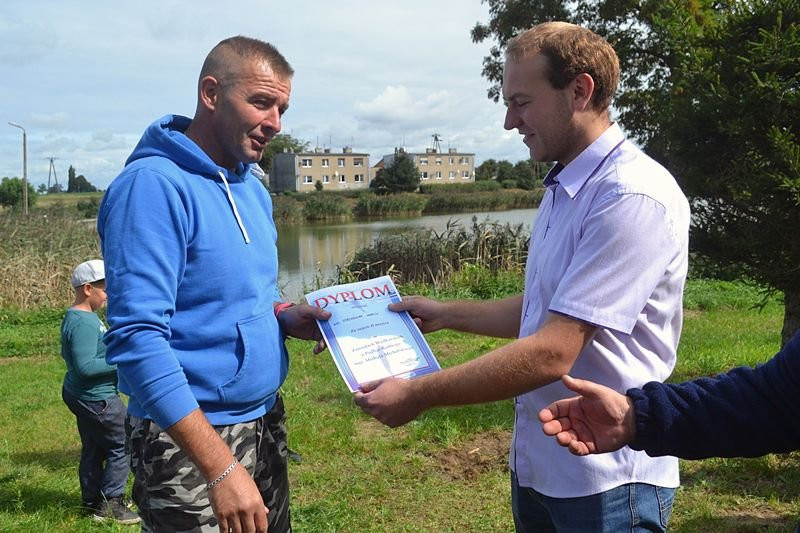 Kociugi wędkowały w Robczysku (zdjęcia)