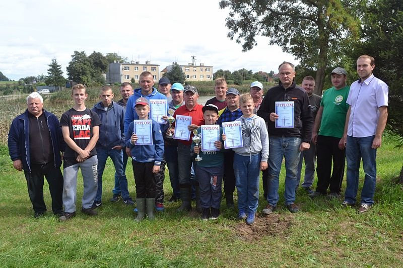 Kociugi wędkowały w Robczysku (zdjęcia)