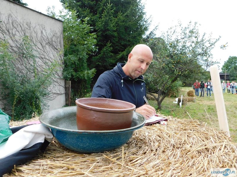 Mieszkańcy Rydzyny na dożynkach (zdjęcia)