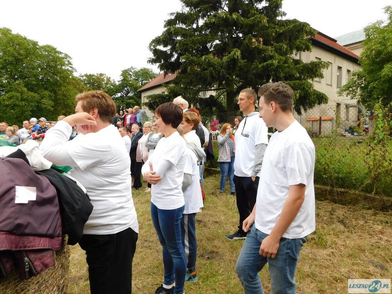 Mieszkańcy Rydzyny na dożynkach (zdjęcia)