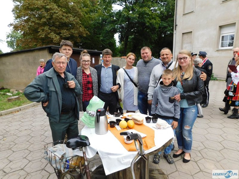 Mieszkańcy Rydzyny na dożynkach (zdjęcia)